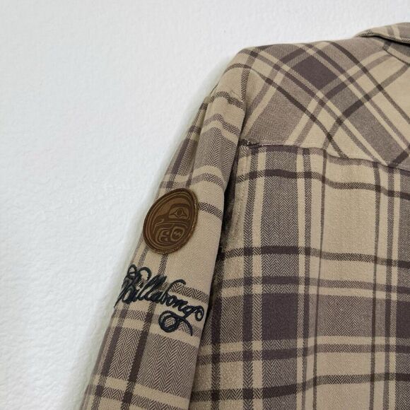 Billabong Mens Trucker Shirt/Jacket Small Tan Sherpa Lined Flannel Plaid Shacket - Picture 8 of 10